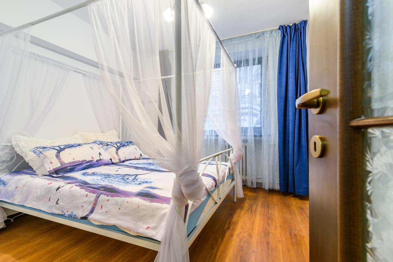 Bucharest Pedestrian Old Town 3 Bedrooms By Orchid Garden Exterior photo